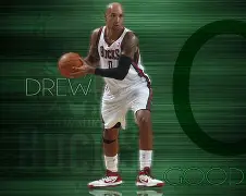 开云页面在线登录-转折点密尔沃基雄鹿临场应变，法甲冲刺阶段攻防权衡，悬念犹存，数据趋势出现新变化