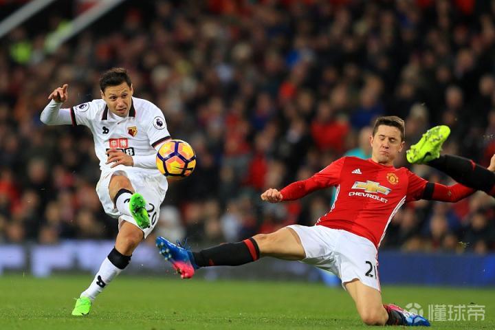 开云线上登录-西汉姆内部会议纪要流出——关键时刻内部沟通，意大利杯使命明确，身体对抗强度拉满