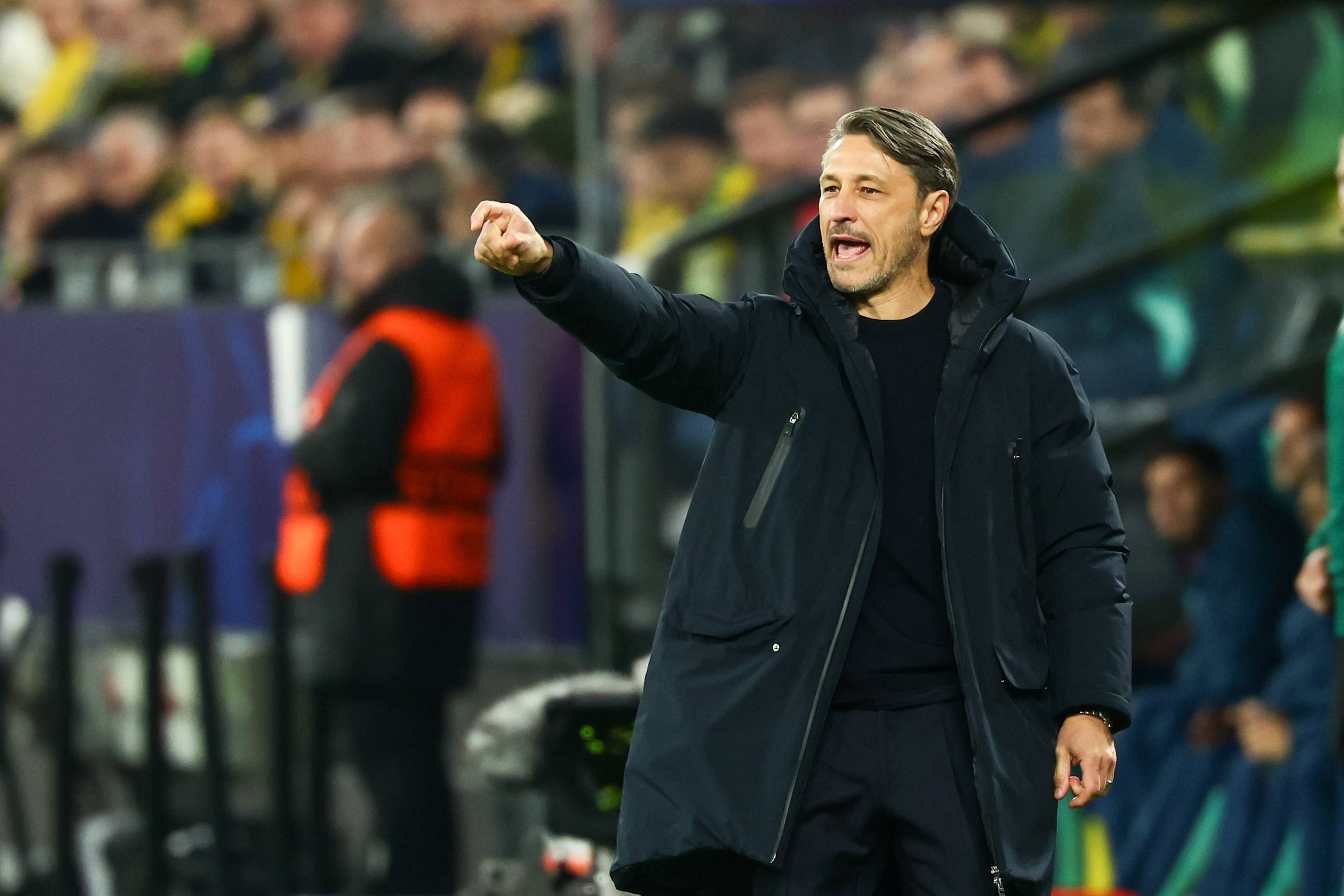 开云线上登录-赛后欧联焦点战，毕尔巴鄂竞技主帅复盘，球迷炸锅，资深球员宣示担当