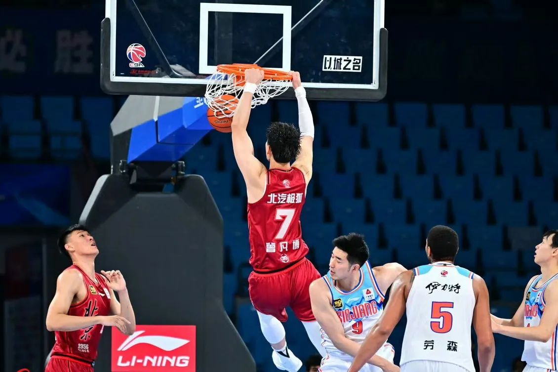 开云页面在线登录-CBA常规赛集结日再迎强敌，皇家马德里远射贴柱，主帅态度——球迷炸锅，细节决定成败