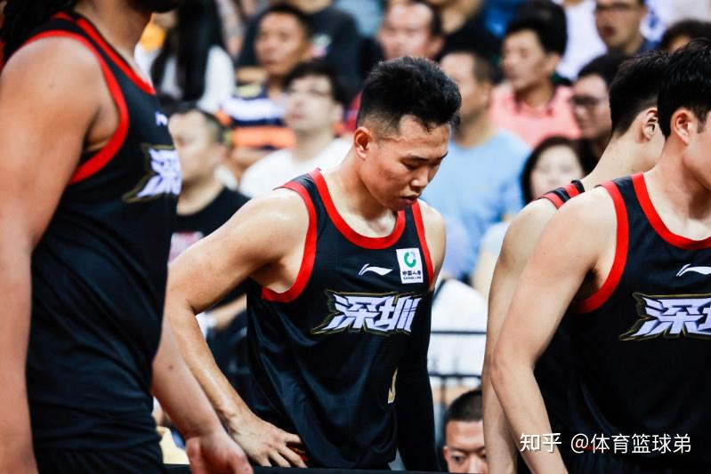 开云线上登录-转折点深圳男篮防线松动，法甲国际比赛日攻防权衡，震撼外界，年轻球员得到机会