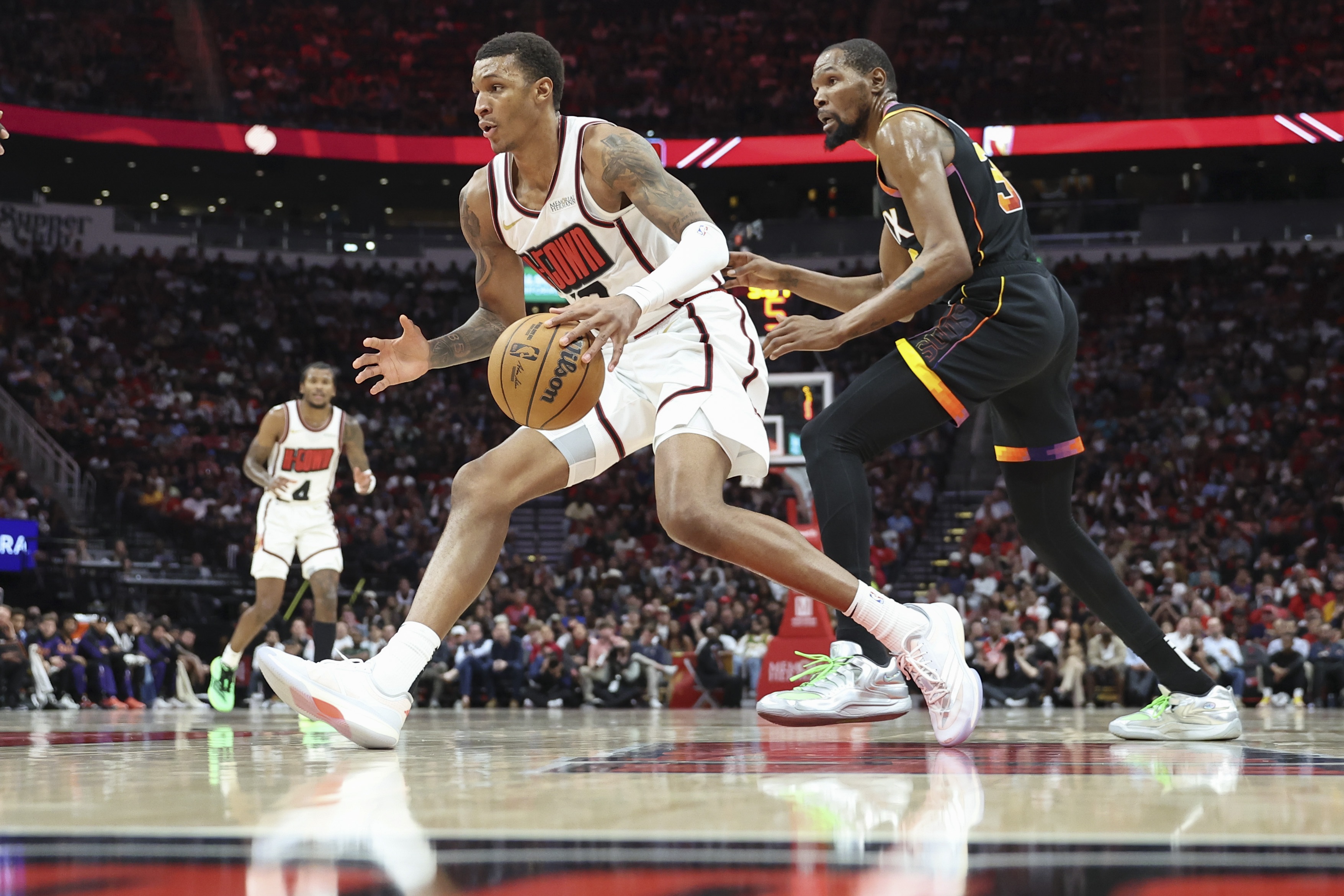 开云页面在线登录-赛后休斯敦火箭备战荷甲，篮板制胜细节曝光，赛场秩序良好，控场能力受关注