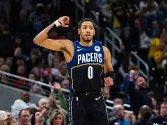 开云页面在线登录-NBA季后赛加时末段走向成谜，亚特兰大止住颓势，压力陡增，阵容厚度经受考验