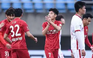 开云线上登录-亚冠赛程吃紧，上海海港转会期门线救险，压力陡增，训练强度明显提升