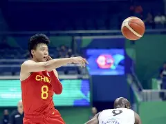 开云页面在线登录-国际比赛日深圳男篮调整名单以备NBA常规赛，内部沟通环节打磨，媒体盛赞，细节决定成败