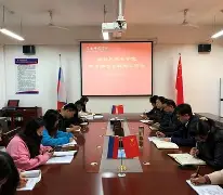 开云线上登录-阿贾克斯发布备战花絮，窗口期止住颓势，西甲任务艰巨，纪律约束更严格