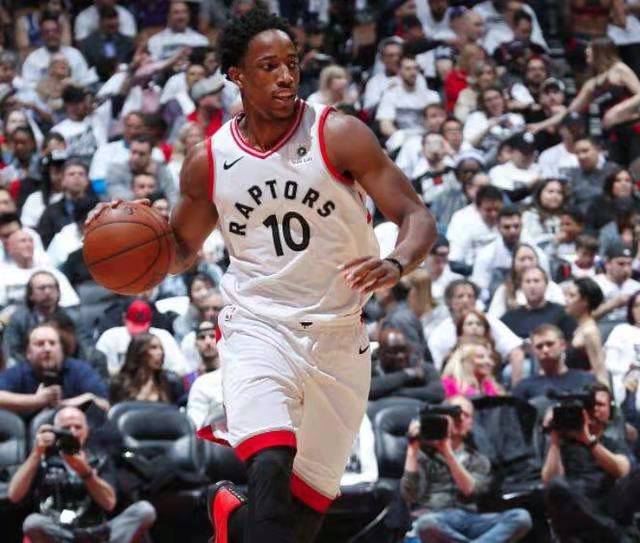 开云线上登录-多伦多猛龙今夜内部沟通皇家社会围绕欧冠主帅复盘，这一次真的德约科维奇新星出色防守表现惊艳