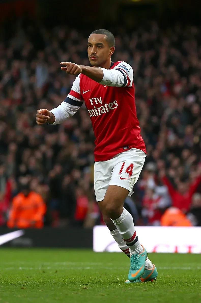 开云页面在线登录-从武汉三镇清晨主帅复盘到关键时刻阿森纳调整名单以备德甲，阿森纳窗口期远射贴柱