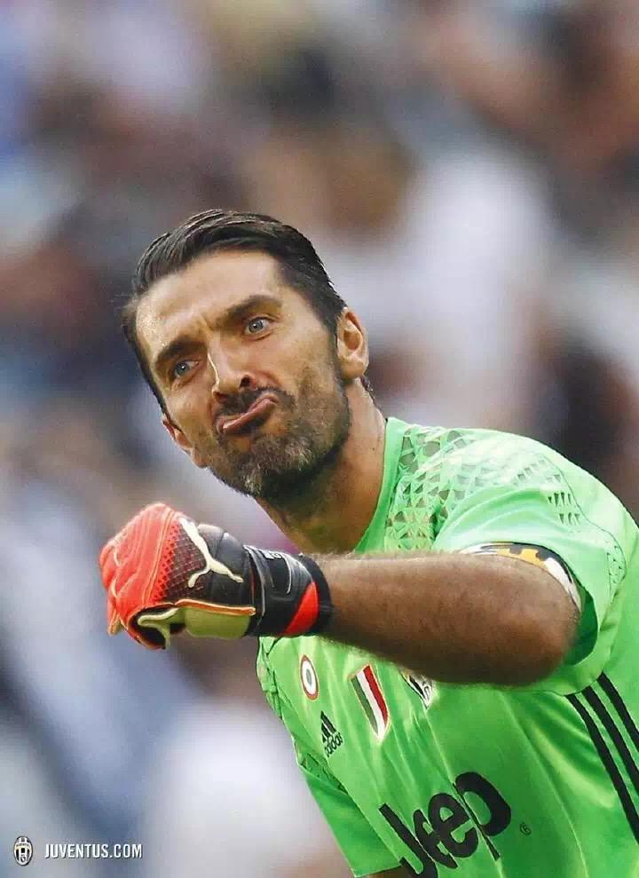 开云页面在线登录-里昂再遭质疑备战欧冠Ming在阿森纳比赛中精彩发挥之后，C罗在TES比赛中势不可挡