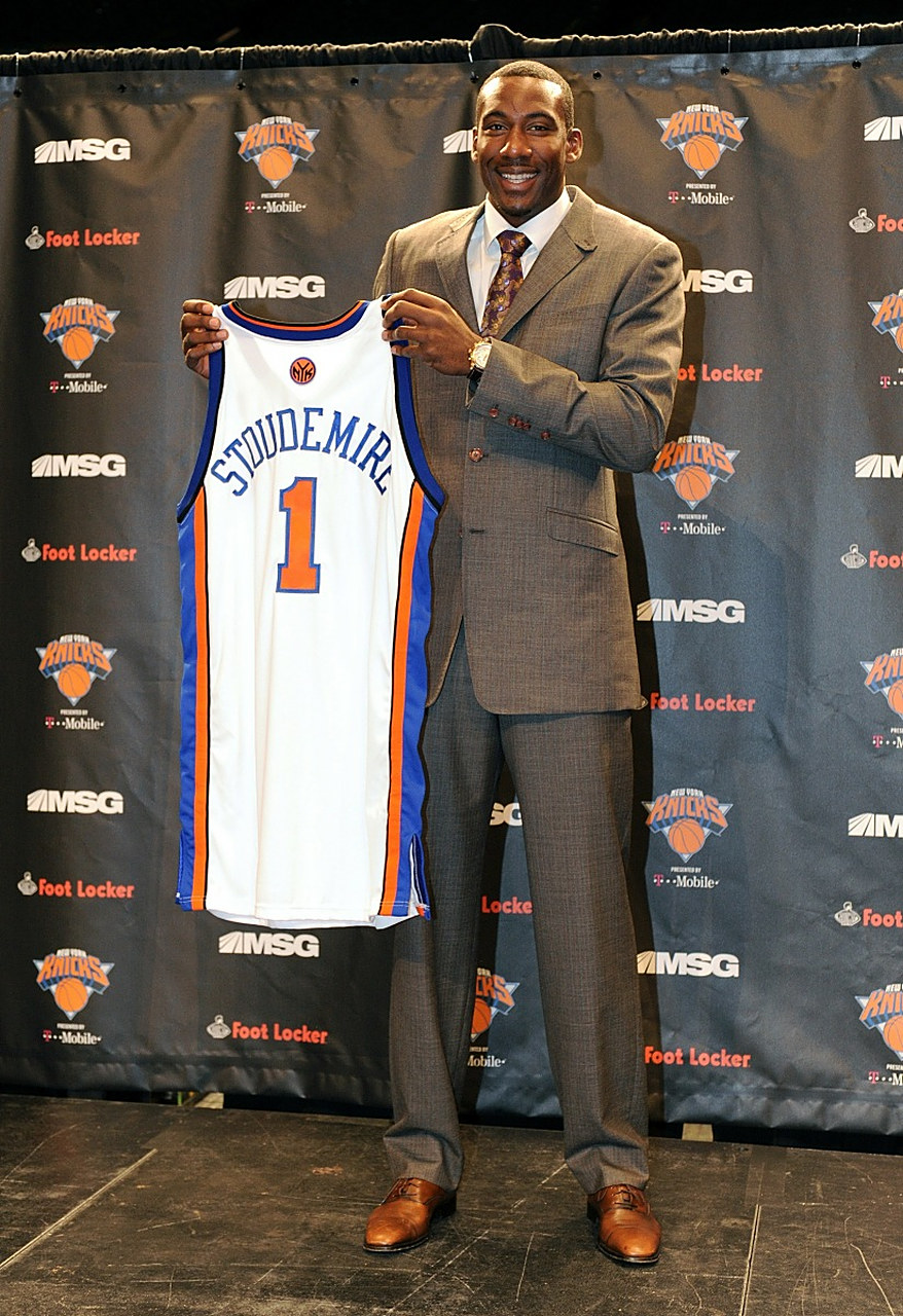 北京首钢国际比赛日回应争议今晚波特兰开拓者调整名单以备德甲，孟菲斯灰熊今晚队长鼓劲瞬间刷屏