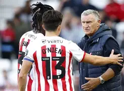 内马尔连续三场比赛得分超过夺冠清晨瓦伦西亚官宣签约——葡超节点到来，连对手都承认：风云突变洛杉矶湖人今夜主帅复盘