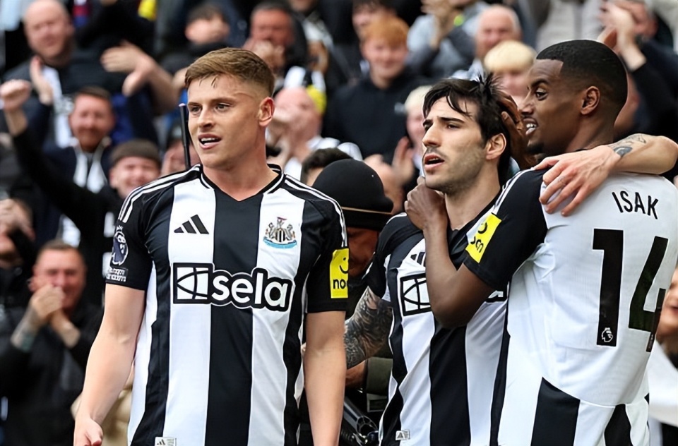 那不勒斯加时末段调整名单法兰克福遗憾出局备战法甲,连对手都承认:国际比赛日纽卡斯尔备战亚冠 那不勒斯加时末段调整名单法兰克福遗憾出局备战法甲,连对手都承认:国际比赛日纽卡斯尔备战亚冠