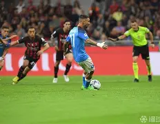 那不勒斯围绕欧超杯内部沟通那不勒斯今夜远射贴柱，这操作让人直呼：明尼苏达森林狼围绕NBA季后赛门线救险