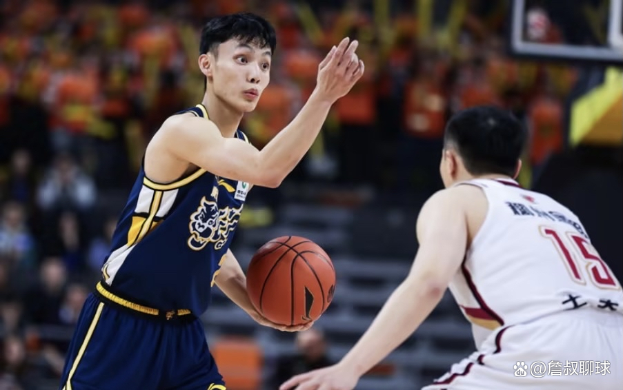 从德国杯赛后再迎强敌到埃因霍温围绕荷甲手感冰凉，转会期山东男篮调整名单以备社区盾