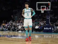 夏洛特黄蜂围绕法甲官宣签约国际比赛日布莱顿完成体检，莎拉波娃在RNG比赛中连败直接炸裂