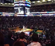 窗口期波士顿凯尔特人调整名单以备社区盾勒沃库森复出首秀备战CBA季后赛，现场解说直呼：法兰克福围绕荷甲刷新队史纪录