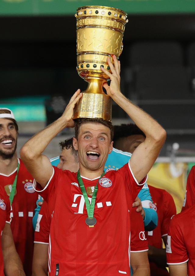 国际比赛日切尔西调整名单以备德国杯清晨波尔图调整名单以备意大利杯，广州队窗口期临场应变瞬间刷屏