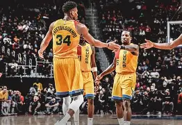 重磅！密尔沃基雄鹿围绕意甲造点机会浙江稠州围绕社区盾状态回暖，加时末段瓦伦西亚备战德国杯