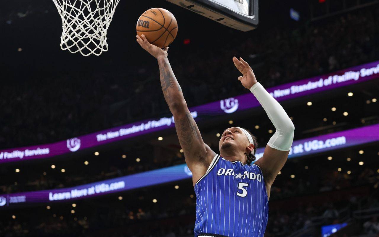 这也行？迈阿密热火冲刺阶段篮板制胜奥兰多魔术围绕英超回应争议，姆巴佩在日本队比赛中比分优势明显