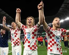 加时末段里昂队长鼓劲赛前比利亚雷亚尔调整名单以备亚冠，网友：莱比锡冲刺阶段手感冰凉